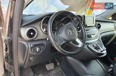 Минивэн Mercedes-Benz V-Class 2016 в 