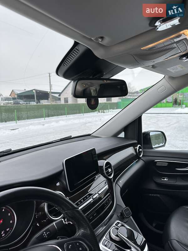 Минивэн Mercedes-Benz V-Class 2015 в Вараше фото 41 Минивэн Mercedes-Benz V-Class 2015 в Вараше