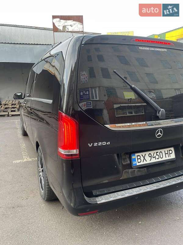 Минивэн Mercedes-Benz V-Class 2016 в Хмельницком