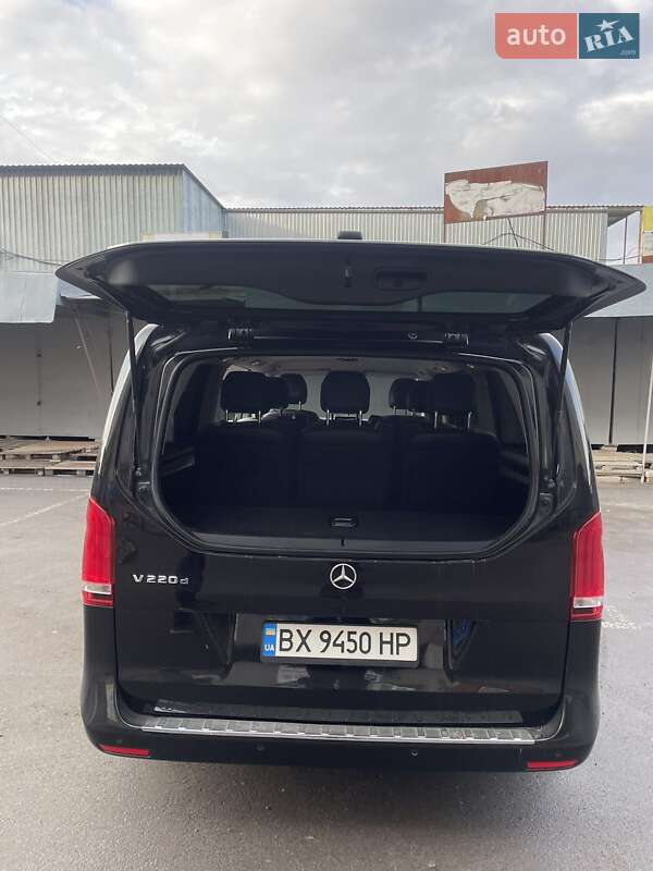 Минивэн Mercedes-Benz V-Class 2016 в Хмельницком