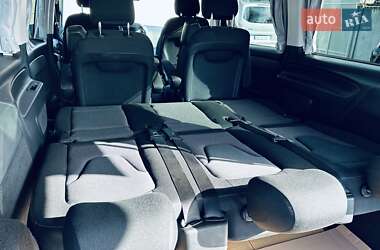 Минивэн Mercedes-Benz V-Class 2019 в 