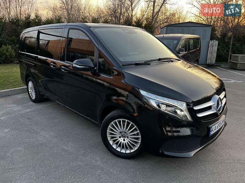 Минивэн Mercedes-Benz V-Class 2019 в Киеве