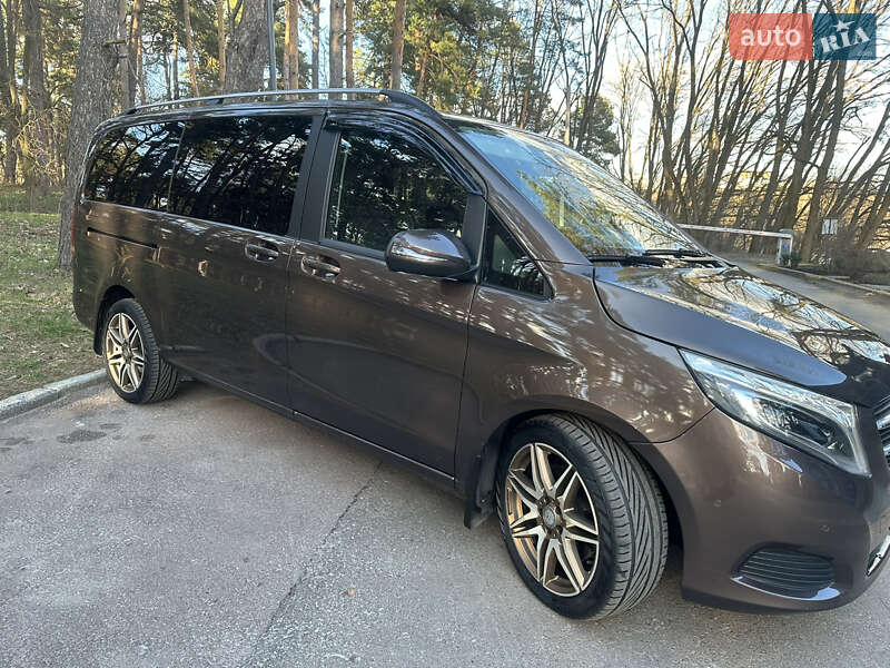 Мінівен Mercedes-Benz V-Class 2017 в Житомирі фото 4 Мінівен Mercedes-Benz V-Class 2017 в Житомирі