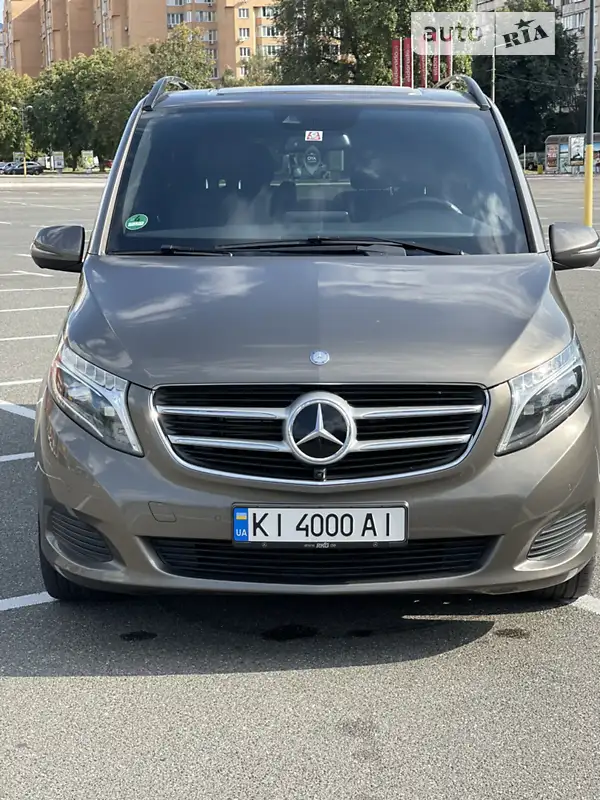 Mercedes-Benz V-Class 2016
