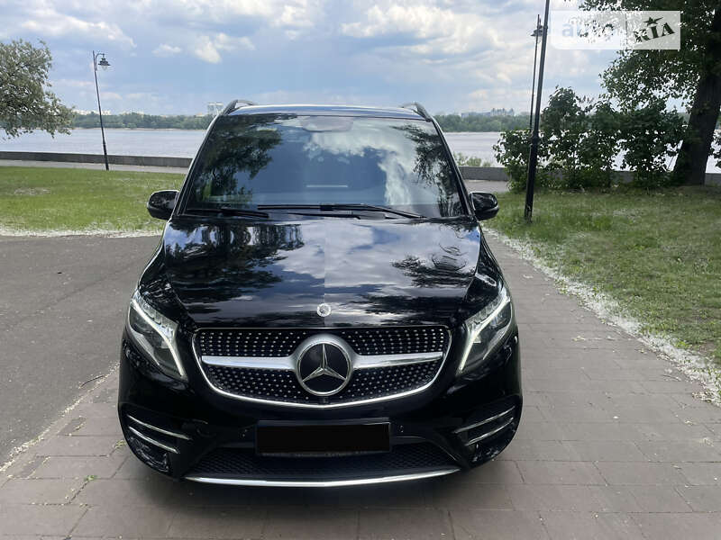 Минивэн Mercedes-Benz V-Class 2021 в Киеве