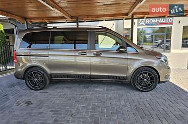 Минивэн Mercedes-Benz V-Class 2015 в 