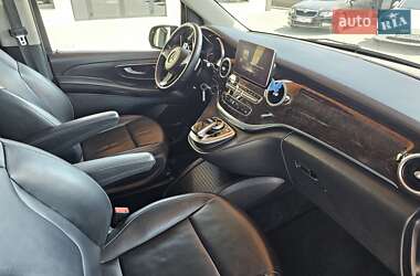 Минивэн Mercedes-Benz V-Class 2015 в 