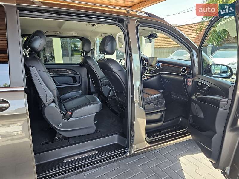 Минивэн Mercedes-Benz V-Class 2015 в Коломые