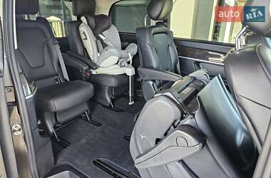 Минивэн Mercedes-Benz V-Class 2015 в 