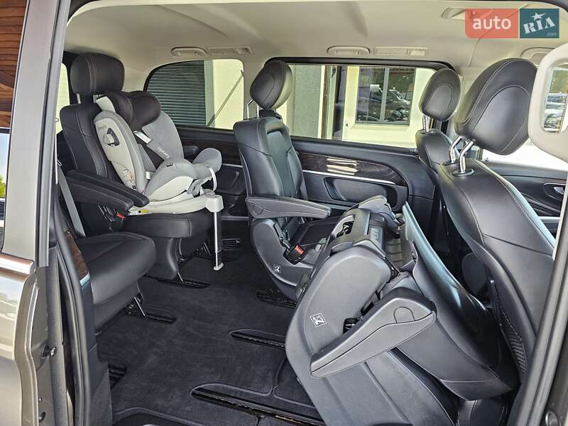 Минивэн Mercedes-Benz V-Class 2015 в Коломые