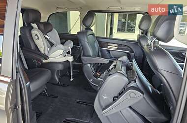 Минивэн Mercedes-Benz V-Class 2015 в 