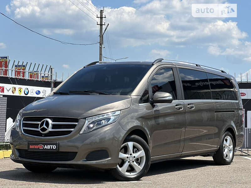 Мінівен Mercedes-Benz V-Class 2016 в Києві