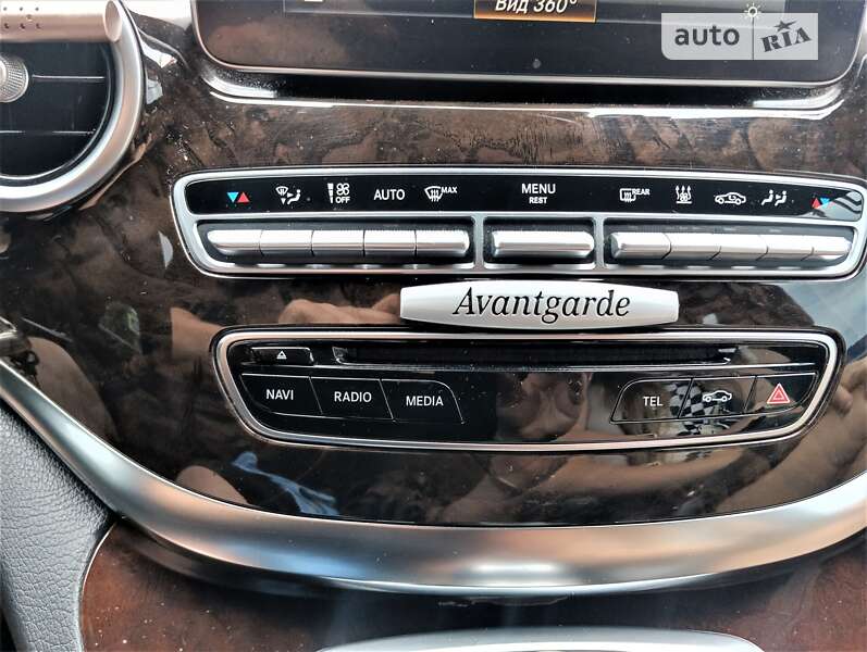 Мінівен Mercedes-Benz V-Class 2015 в Одесі