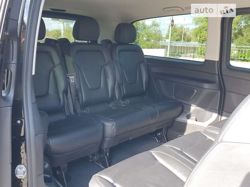 Минивэн Mercedes-Benz V-Class 2017 в Киеве