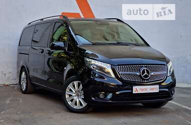 Мінівен Mercedes-Benz V-Class 2016 в Одесі