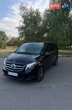 Минивэн Mercedes-Benz V-Class 2017 в 