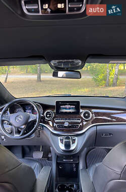 Минивэн Mercedes-Benz V-Class 2017 в 