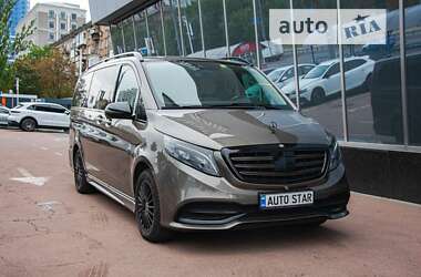 Мінівен Mercedes-Benz V-Class 2015 в Києві