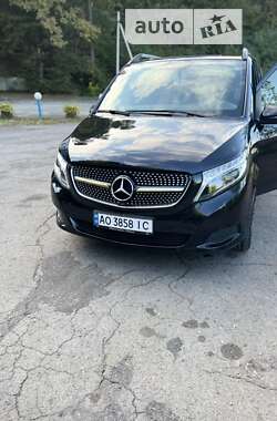 Минивэн Mercedes-Benz V-Class 2017 в 