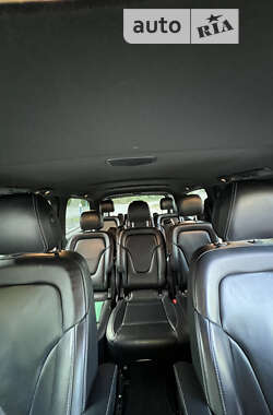 Минивэн Mercedes-Benz V-Class 2017 в 