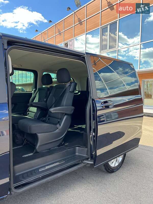 Минивэн Mercedes-Benz V-Class 2021 в Киеве
