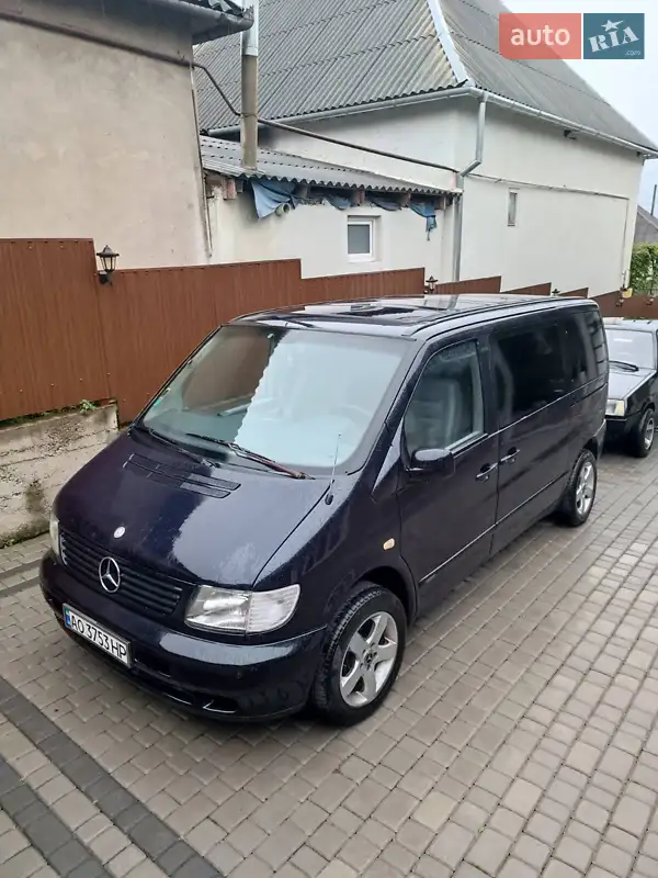 Mercedes-Benz V-Class