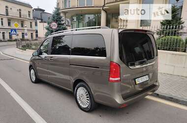 Минивэн Mercedes-Benz V-Class 2017 в 