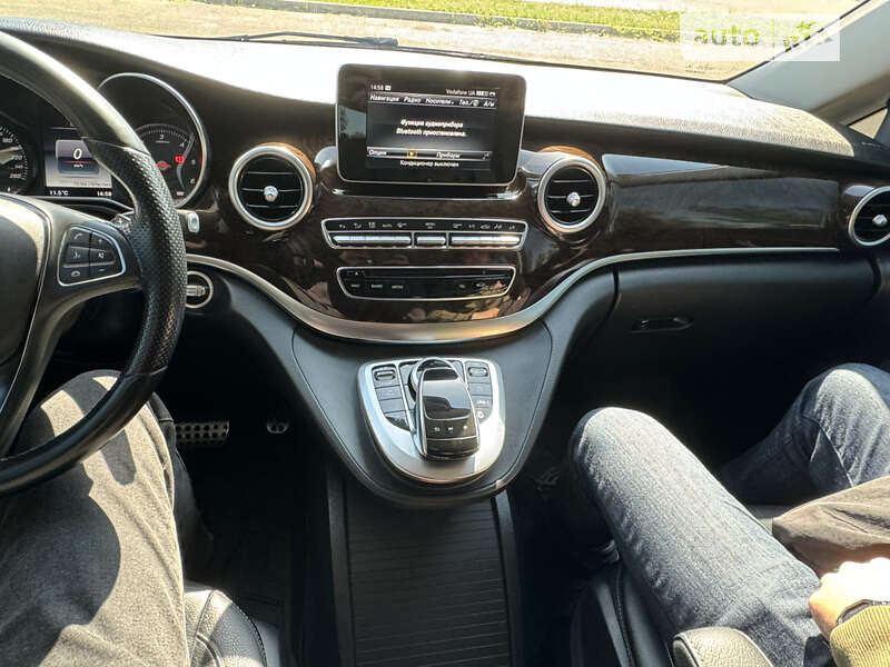 Минивэн Mercedes-Benz V-Class 2018 в Ирпене