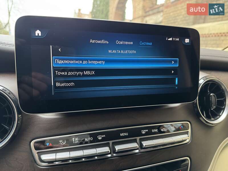 Мінівен Mercedes-Benz V-Class 2023 в Чернівцях