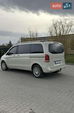 Минивэн Mercedes-Benz V-Class 2016 в 