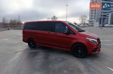 Минивэн Mercedes-Benz V-Class 2021 в Долине