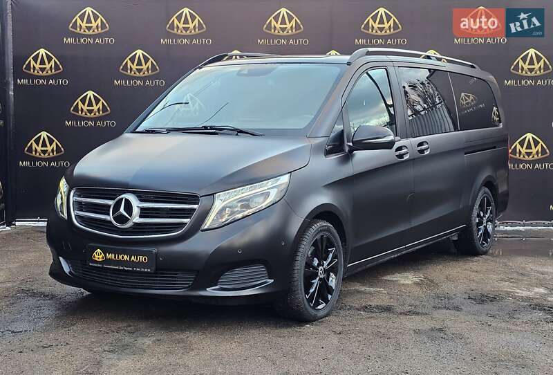 Мінівен Mercedes-Benz V-Class 2016 в Києві