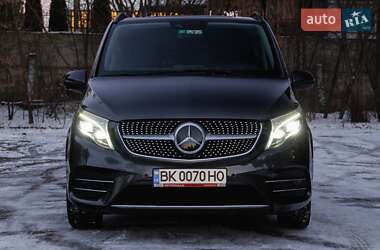 Мінівен Mercedes-Benz V-Class 2021 в 