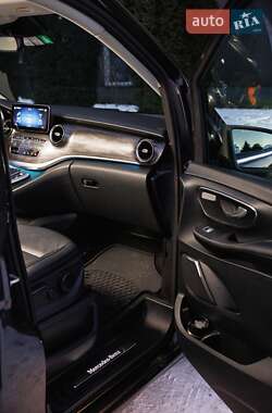 Мінівен Mercedes-Benz V-Class 2021 в 