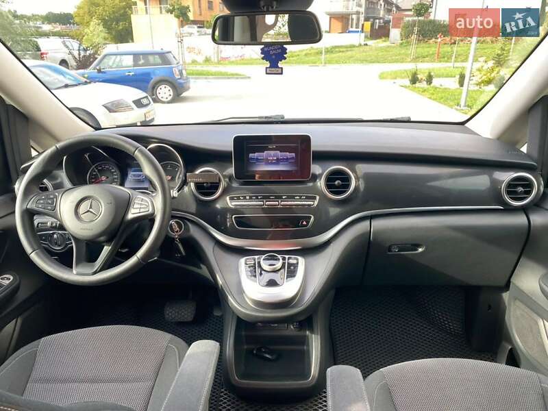 Мінівен Mercedes-Benz V-Class 2017 в Івано-Франківську