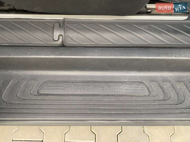 Мінівен Mercedes-Benz V-Class 2017 в Івано-Франківську