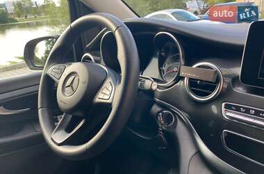 Минивэн Mercedes-Benz V-Class 2017 в 
