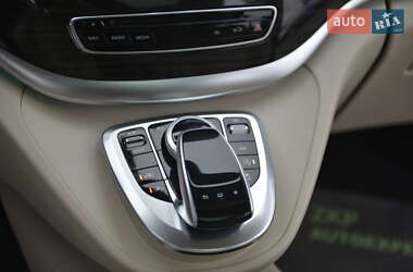 Минивэн Mercedes-Benz V-Class 2016 в 