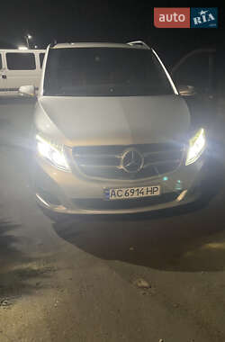 Мінівен Mercedes-Benz V-Class 2014 в 