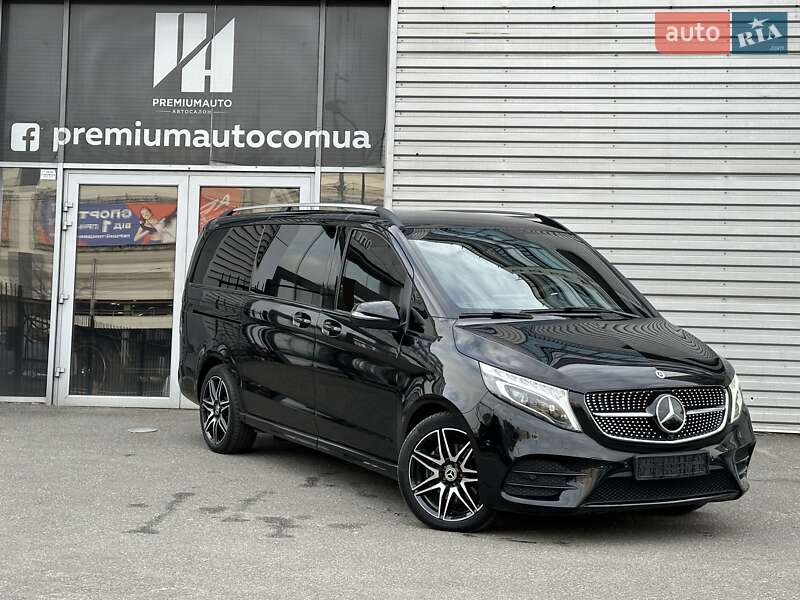 Минивэн Mercedes-Benz V-Class 2022 в Киеве