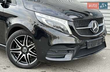 Минивэн Mercedes-Benz V-Class 2022 в Киеве