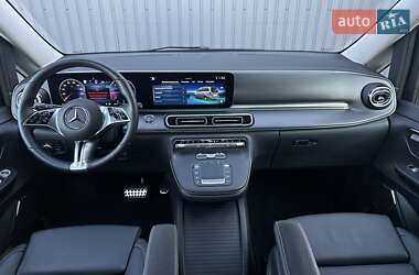 Мінівен Mercedes-Benz V-Class 2024 в 