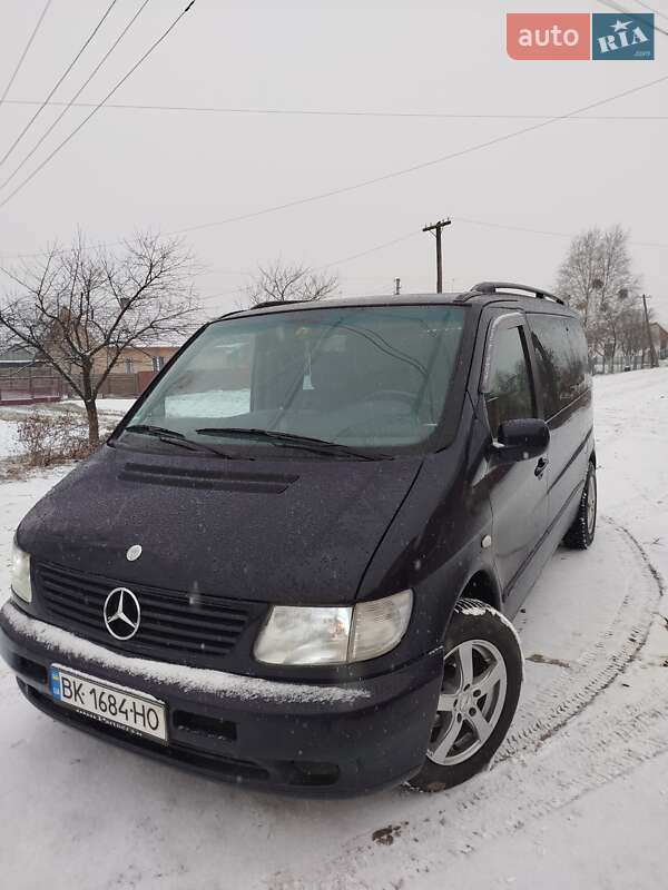 Минивэн Mercedes-Benz V-Class 2001 в Дубровице