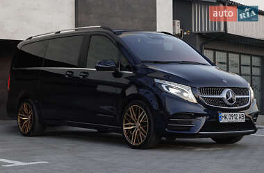 Минивэн Mercedes-Benz V-Class 2020 в 