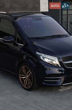 Минивэн Mercedes-Benz V-Class 2020 в 
