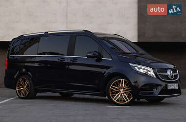 Минивэн Mercedes-Benz V-Class 2020 в 