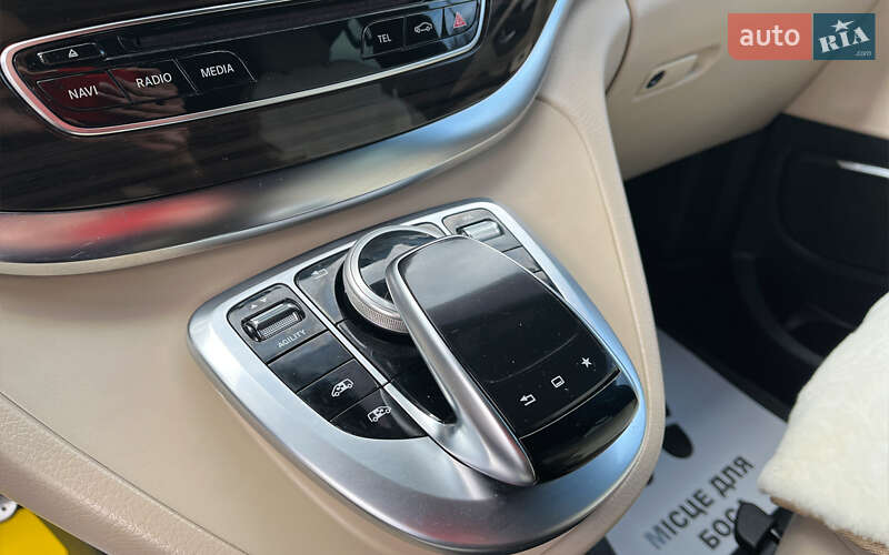 Минивэн Mercedes-Benz V-Class 2016 в Коломые