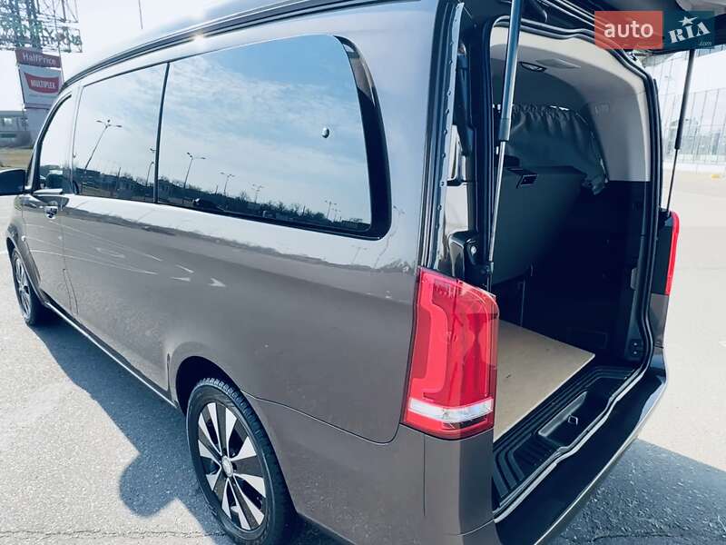 Минивэн Mercedes-Benz V-Class 2019 в Одессе