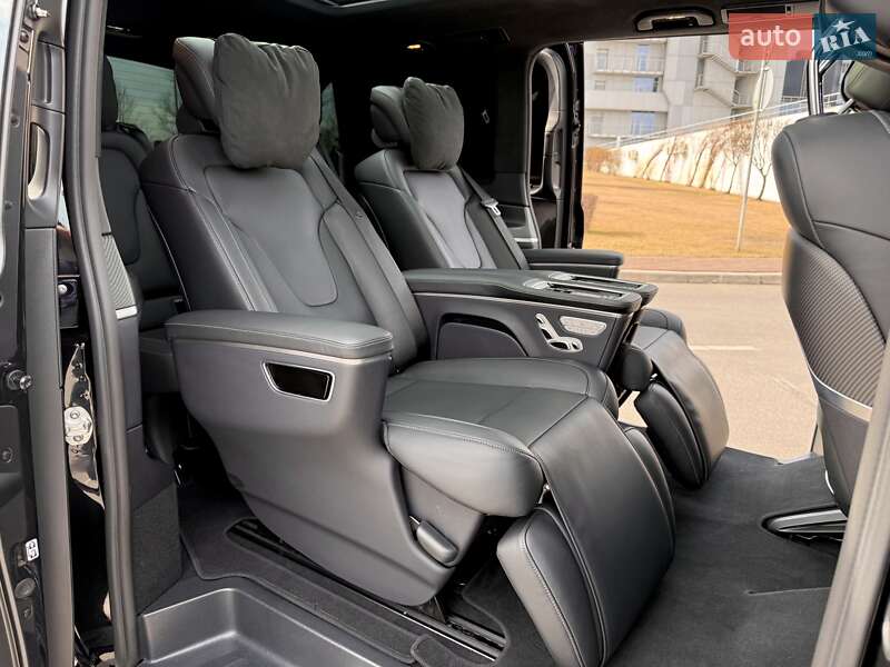 Минивэн Mercedes-Benz V-Class 2022 в Киеве
