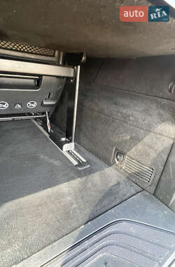 Минивэн Mercedes-Benz V-Class 2016 в 